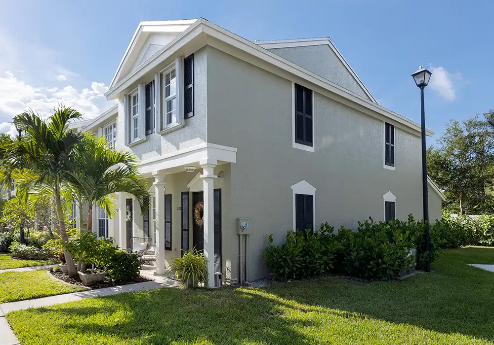 Read more about the article How can painting increase the value of your home in Florida?